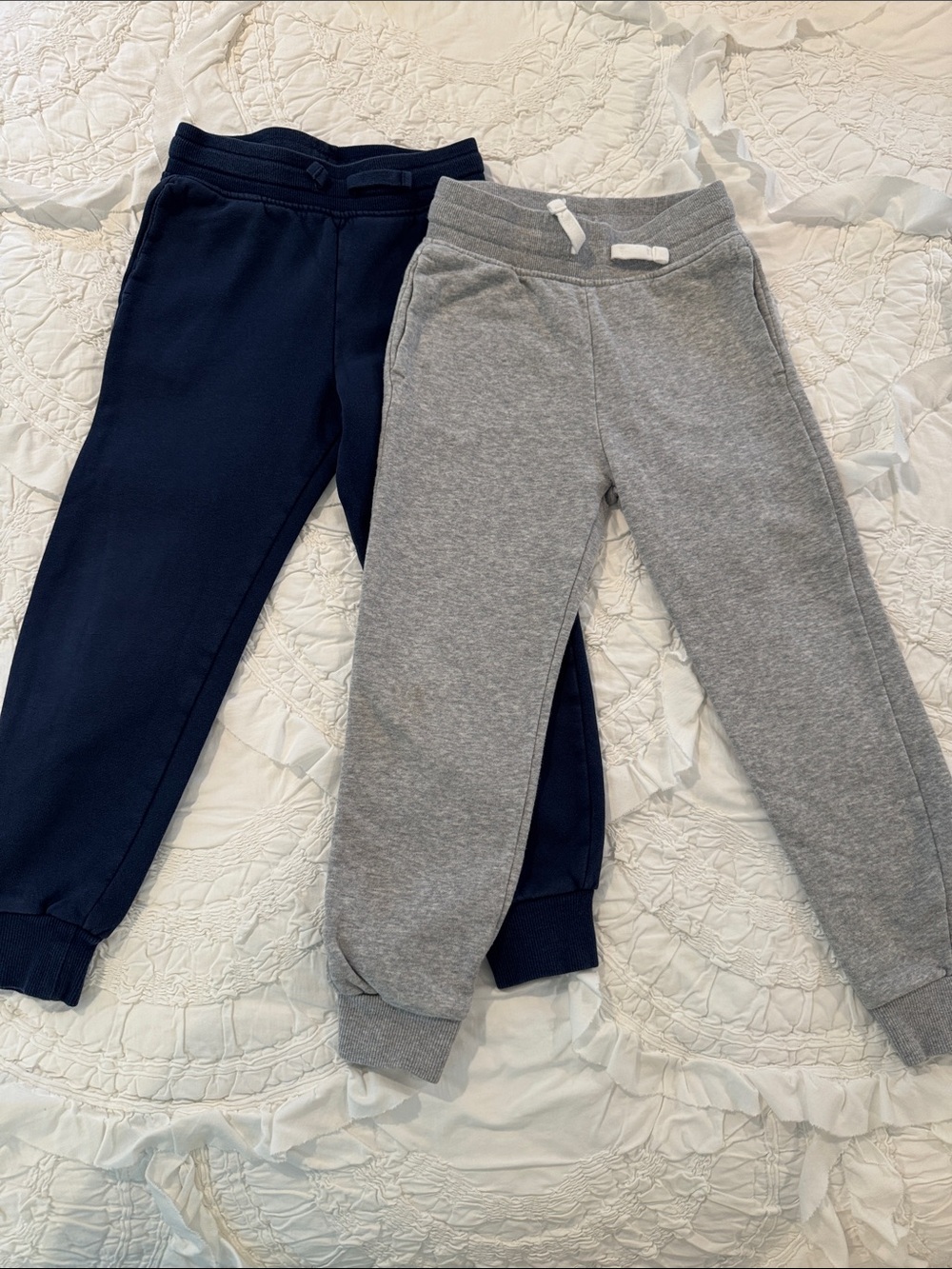 H&M ⭐️ VGUC 7 pairs Boys Sweatpants size 6-7 - Picture 4 of 5